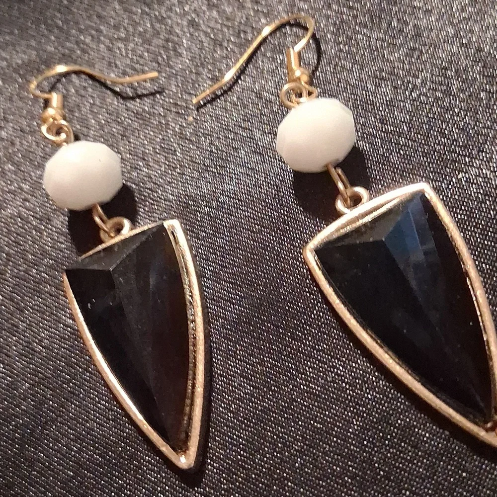 Black Geometric, Gold Over 925 Dangle Hooks Earrings . - Picture 2 of 9